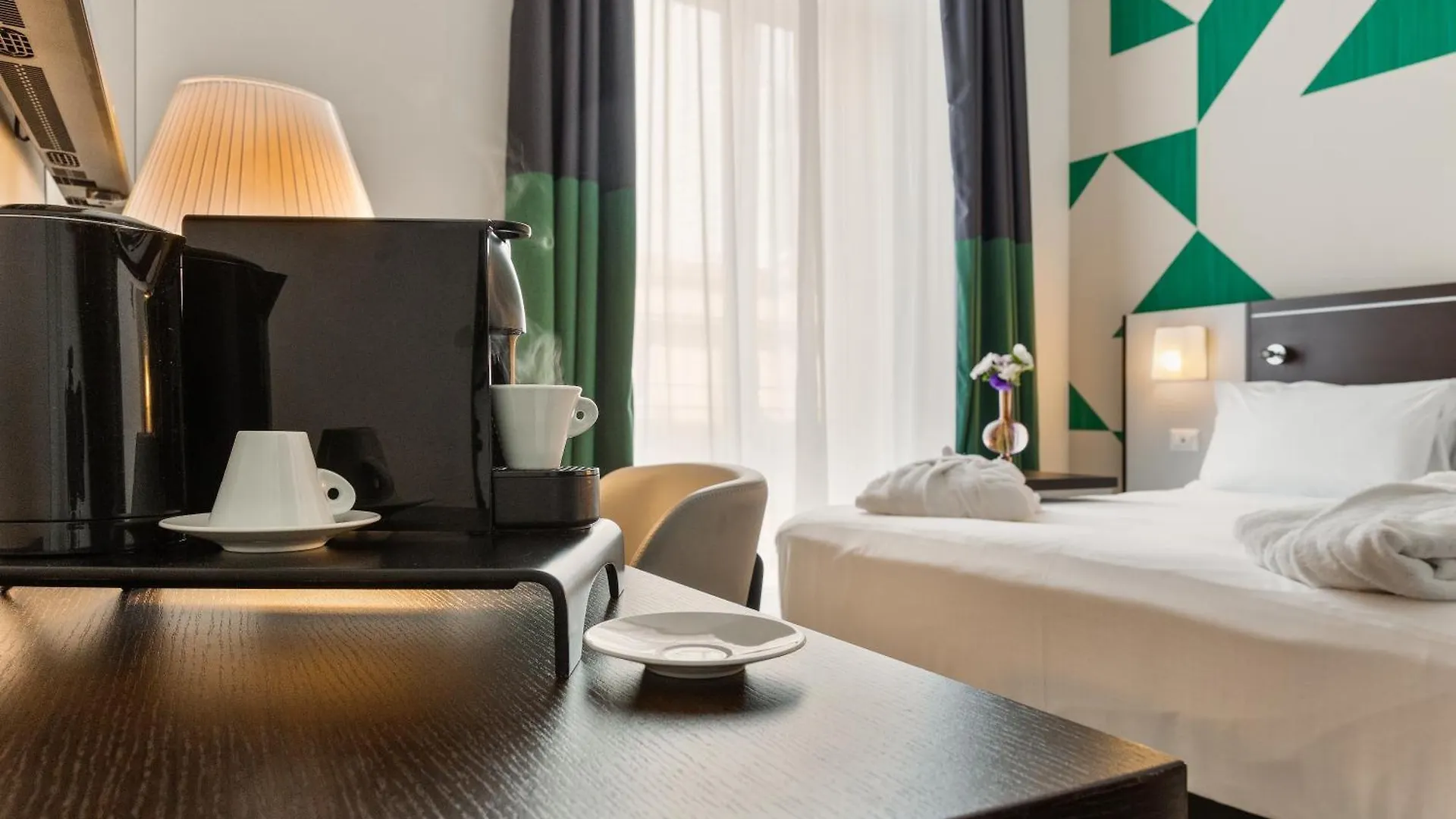 Mercure Napoli Centro Angioino Hotel Naples