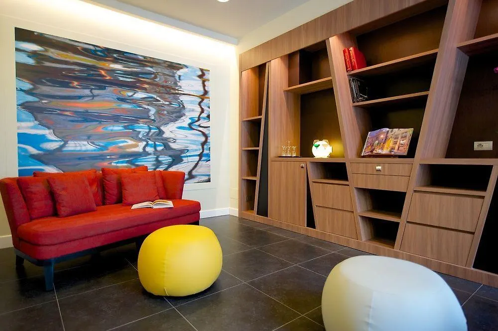 Mercure Napoli Centro Angioino Naples